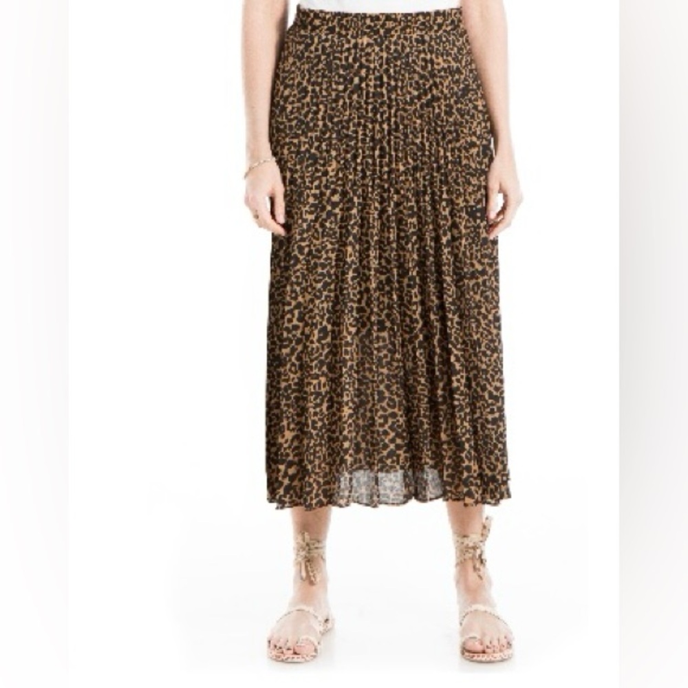 MAX STUDIO Graduated Pleat Knee-Length Midi Skirt Leopard Print Sz M